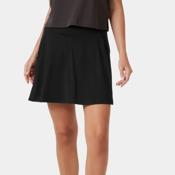 Helly Hansen Black Skort Outdoor Size XL